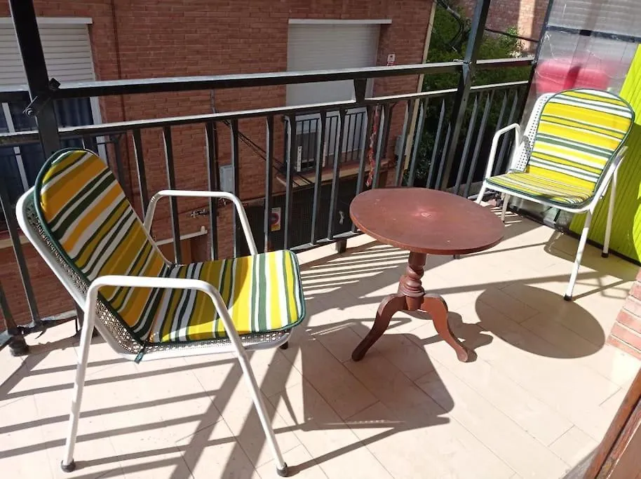Apartamento 3 Habitaciones Centro De 托里代巴拉 0*,  西班牙