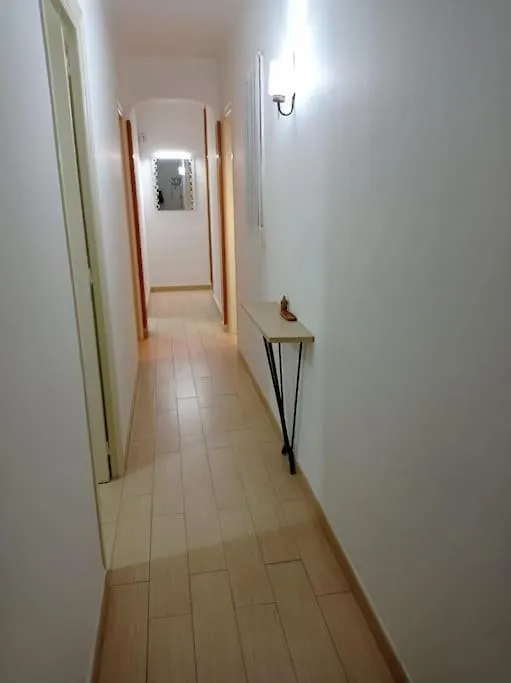 Apartamento 3 Habitaciones Centro De 托里代巴拉 公寓